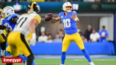 Justin Herbert Limps Off After Controversial Steelers Tackle