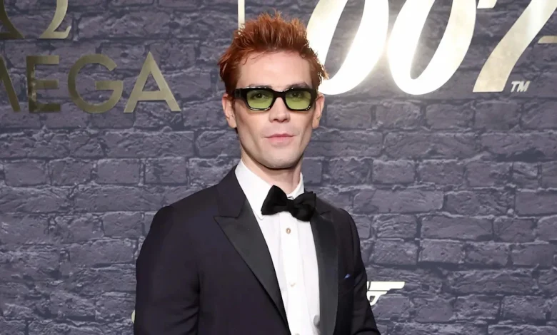 KJ Apa Shows Off His Muscles in A Very Jonas Christmas Movie