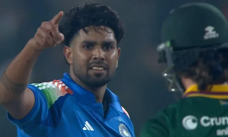 KKR vs CSK at Ranchi as IND pacer comes back in his send-off element after a year