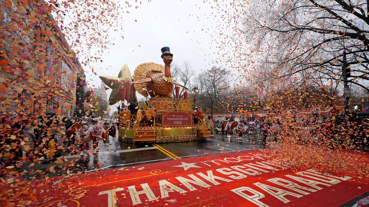 'KPop Demon Hunters' and a new Labubu balloon join the Macy's parade