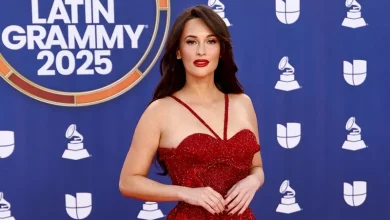 Kacey Musgraves Looks Red Hot in Beaded Gown at Latin Grammys 2025