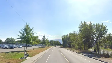 Kamloops teens struck by vehicle on way to school after stepping off city bus