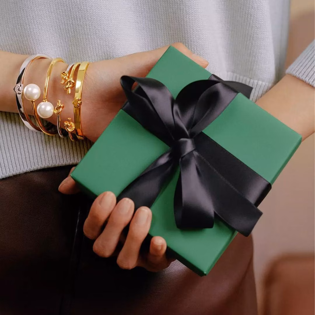 Kate Spade Outlet: Holiday Gifts & Stocking Stuffers From $29