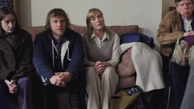 Kate Winslet's emotional new Christmas film releases starry new trailer