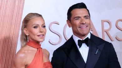 Kelly Ripa Teases Mark Consuelos After Actor Says He Only Needs '7 Minutes' for Intercourse: 'You’re Being Generous'