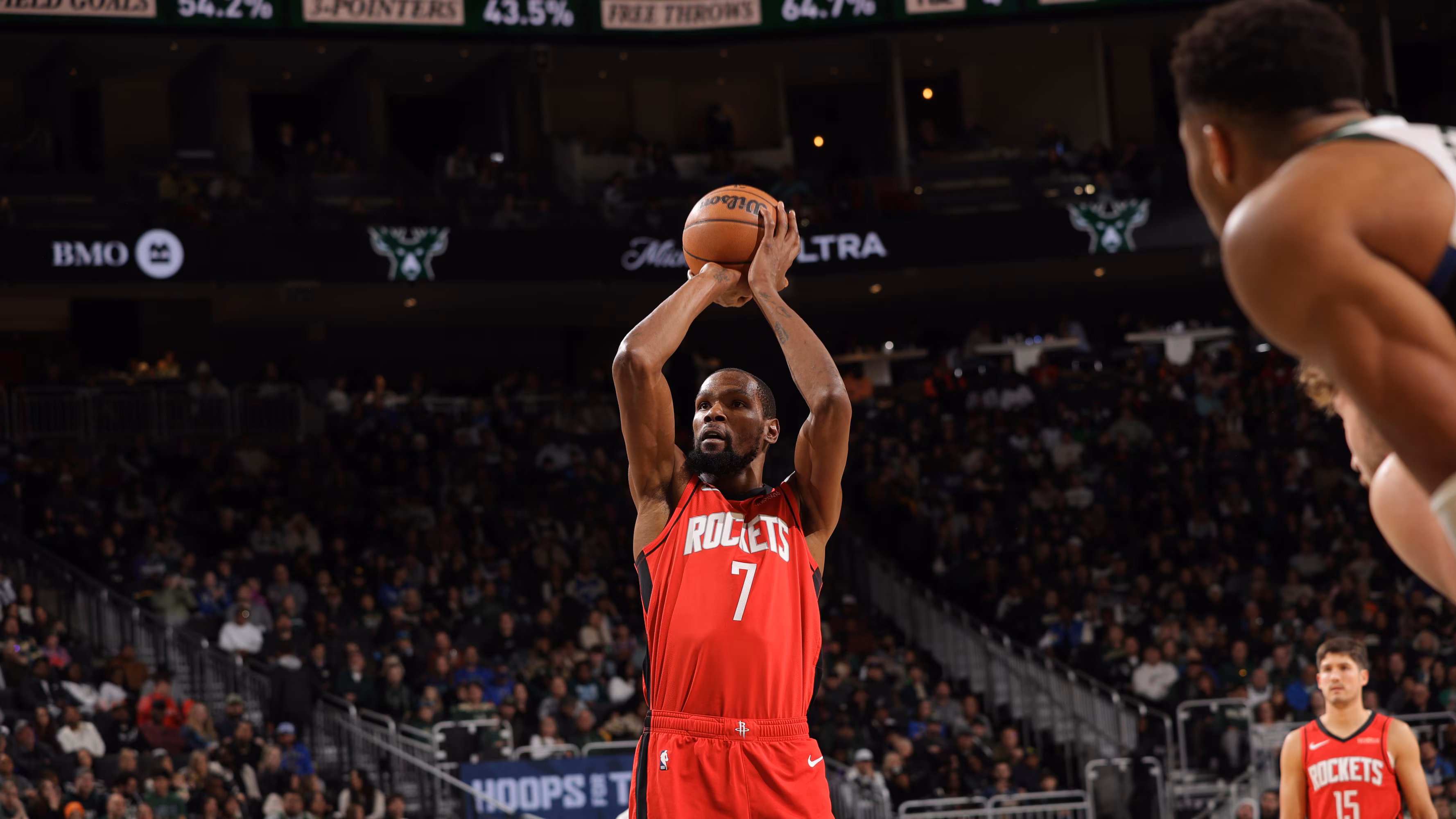 Kevin Durant-Giannis Showdown Thrills NBA Fans as Rockets Beat Bucks