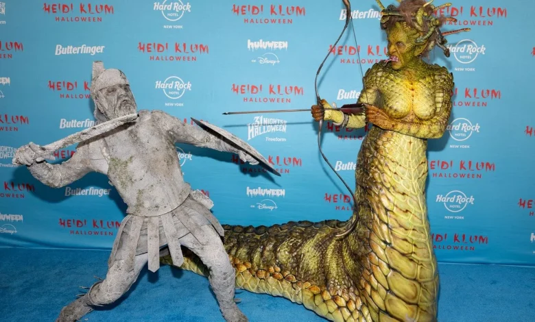 Kostüme: Messerscharfe Zähne - Heidi Klum gibt gruseligen Einblick