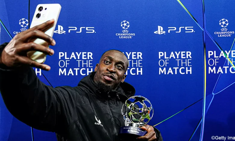 Kruisraket Forbs kreeg bijna Barcelona op de knieën met 2 goals en assist: "Als ze zo spelen, is hij enorm wapen"