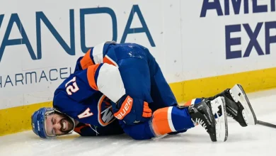 Kyle Palmieri out for season with torn ACL in crushing Islanders injury blow