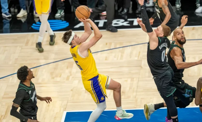 LA Lakers at Memphis Grizzlies odds, picks and predictions