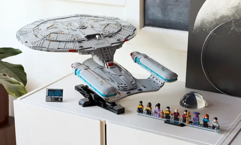 LEGO Star Trek U.S.S. Enterprise Announced as the Black Friday Set