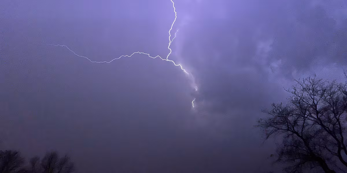 LIVE: Severe Thunderstorm Warning for Lancaster and Seward Counties