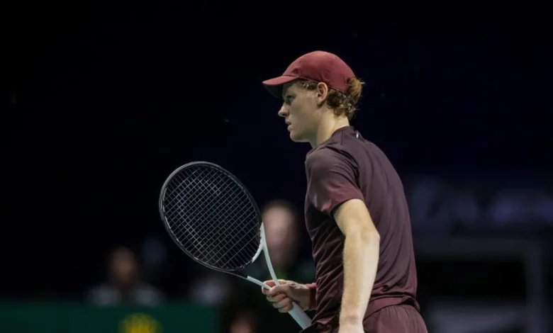 LIVE Sinner-Auger-Aliassime alle 15, finale a Parigi: se Jannik vince torna numero uno