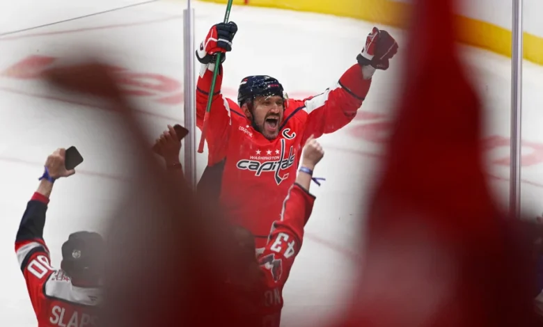 LNH | Ovechkin devient le premier joueur à atteindre le plateau des 900 buts