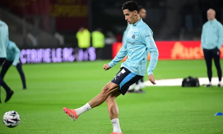 L'OM avec Nayef Aguerd d'entrée en défense face à l'Atalanta Bergame en Ligue des champions