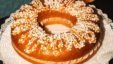 La Corona de la Almudena, así es el “Roscón de Reyes madrileño” que triunfa en Arganzuela