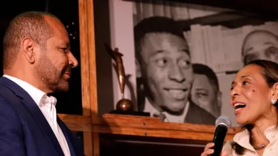 La familia de Neymar revive y repatria la marca “Pelé”