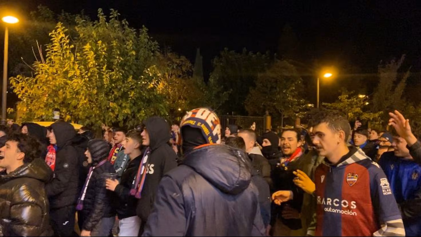 La marcha granota parte hacia Mestalla