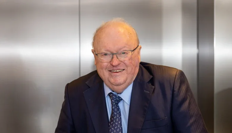 Labor powerbroker Graham Richardson dies aged 76