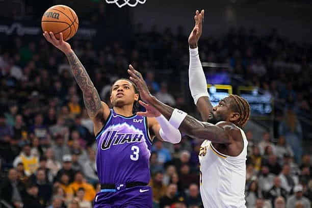 Lakers Injury Update: Deandre Ayton Ruled Out Vs. Jazz