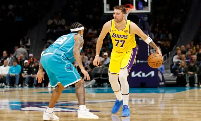 Lakers Superstar Luka Dončić Achieves Rare Feat With Sizzling 21-Point First Half vs. Hornets