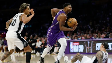 Lakers hold on, beat Spurs despite Marcus Smart blunder, Jake LaRavia foul