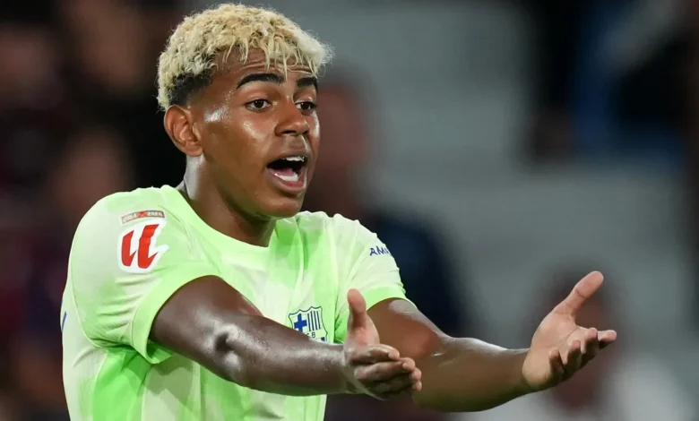 Lamine Yamal ‘wouldn’t suit’ Man Utd as Barcelona wonderkid sees Xavi Simons & Florian Wirtz used as Premier League transfer warnings