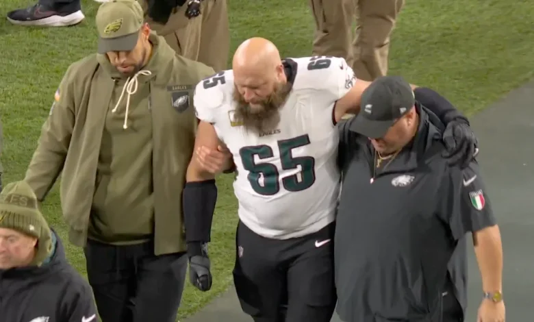 Lane Johnson Injury: Eagles All-Pro Tackle Suffers Ugly Ankle Injury on MNF