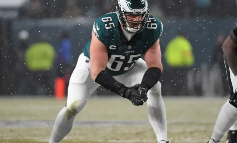 Lane Johnson injury: Eagles right tackle limps off field