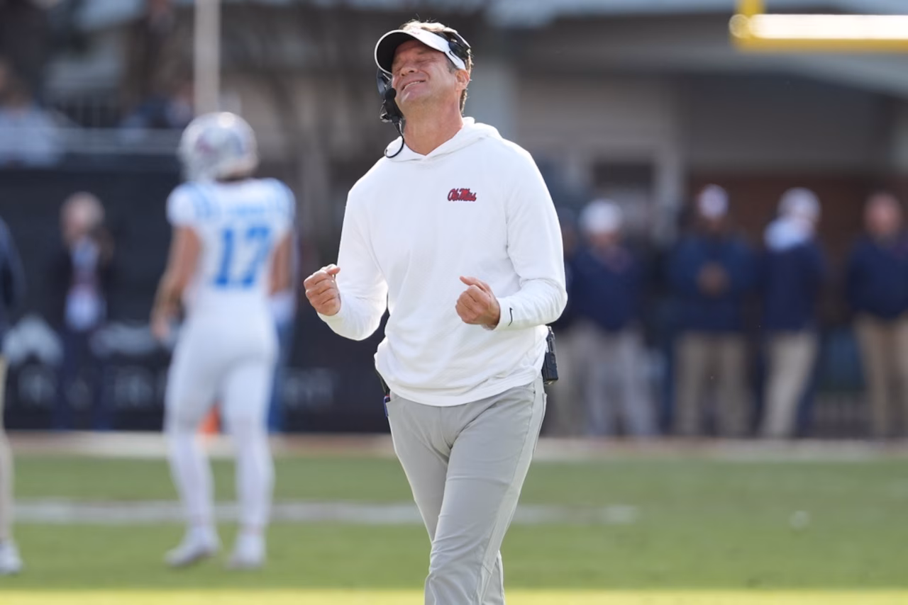 Lane Kiffin weighing 2 variables in deciding on LSU job, wants to coach Ole Miss through CFP