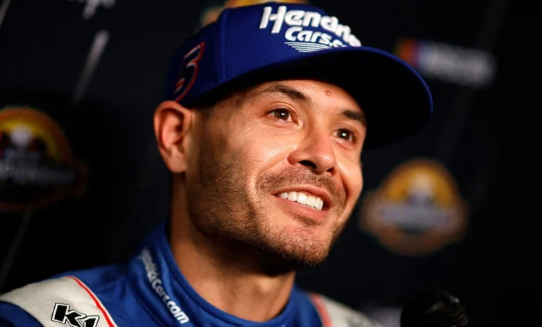 Larson chasing Stewart and Gordon along with a second Cup Series title