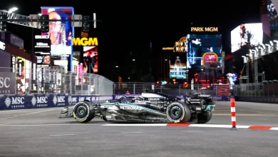 Las Vegas GP: George Russell sets FP3 pace as McLaren suffer late drama
