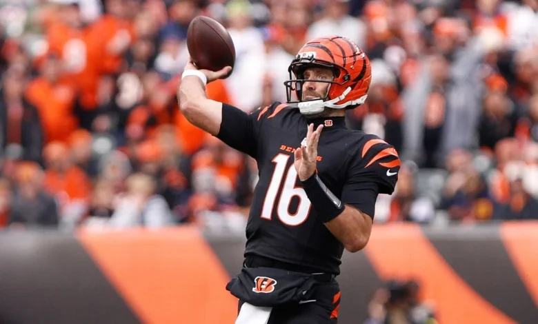 Last-minute pickups for Week 11: Joe Flacco, Devin Singletary among top options