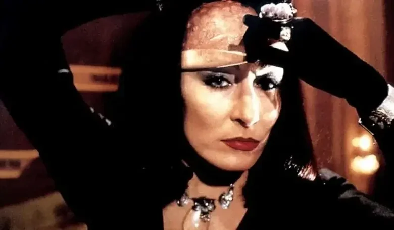 'Legacy' - Anjelica Huston Returns to Horror in '30 Days of Night' Director David Slade's New Movie