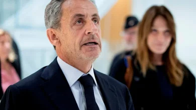 Les indiscrets – Voici le seul aliment que Nicolas Sarkozy accepte de manger derrière les barreaux