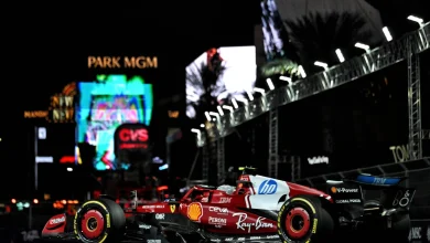 Lewis Hamilton issues clear Ferrari instruction as Las Vegas wish made