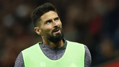Ligue 1 : Lille avec Giroud devant, le Paris FC fait confiance à Trapp dans les buts