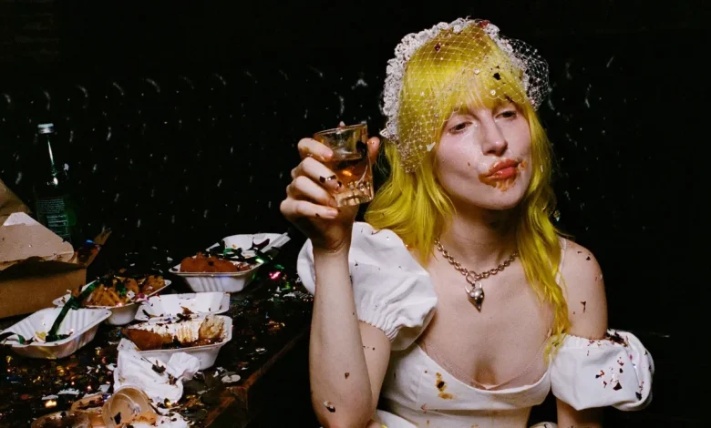 Listen to Paramore’s Hayley Williams’ New Song “Showbiz”