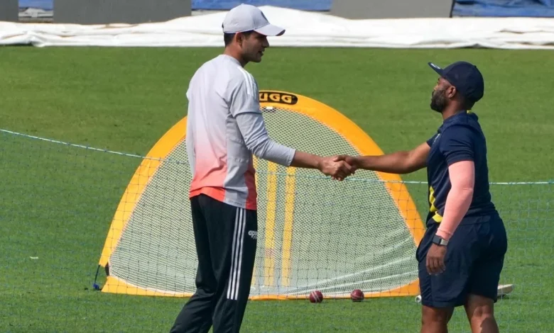 Live Cricket Update - IND vs SA 1st Test - Live Report - Siraj joins the party to wreck SA