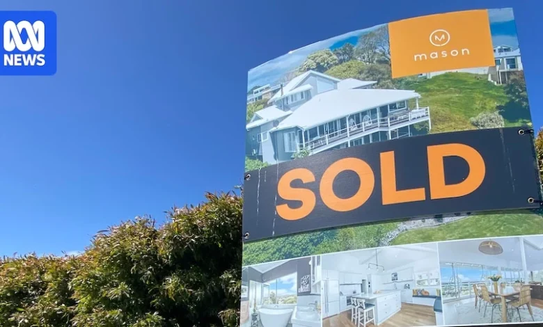 Live updates: APRA to impose home loan limits, ASX rises as Wall St rally continues