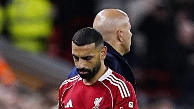 Liverpool: Slot backed into a corner with Salah 'toys out the pram' with no 'accountability'