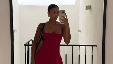 Lori Harvey’s Bathrobe Photos Doing Makeup Are ‘2die4’