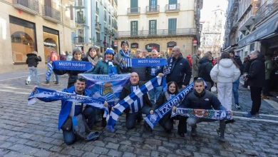 Los colores txuri urdin se dejan ver desde la mañana en Iruña