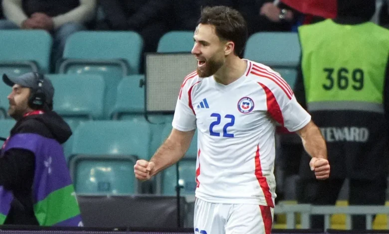 Los posibles héroes del Clásico del Pacífico: las cuotas de los delanteros de Chile vs Perú