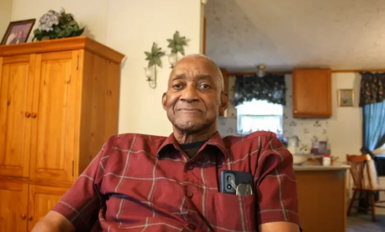 Losing Speed. Tiny NC town on verge of dissolution.