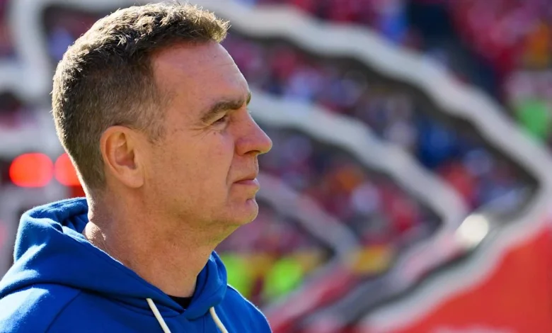 Lou Anarumo ignoring head-coaching candidacy buzz amid strong showing in first season as Colts DC