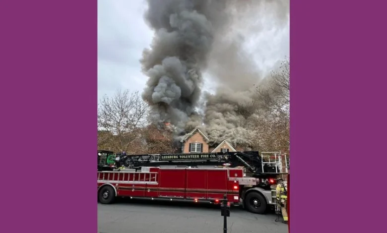 Loudoun County firefighter, 1 other hurt after house catches fire in Leesburg