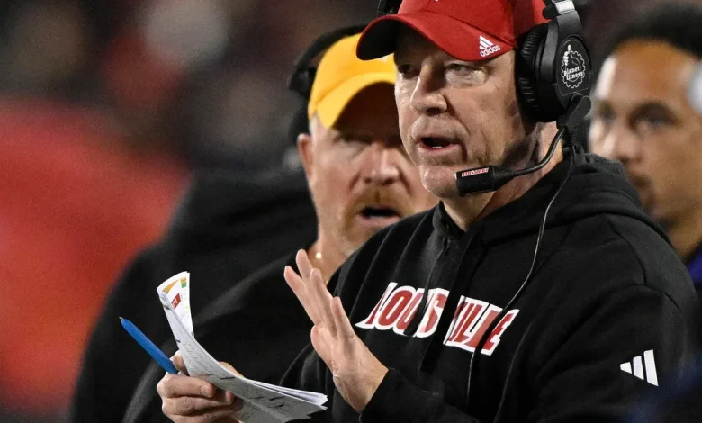 Louisville vs Clemson football score updates, start time, TV channel for ACC Week 12 game