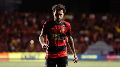 Lucas Lima retorna à Vila Belmiro pela 1ª vez após rebaixamento com o Santos