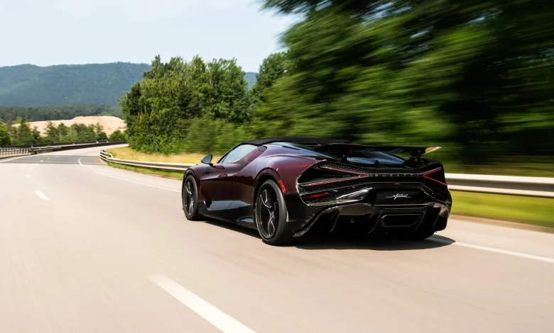 Luka Dončić Shows Off His New Bugatti W16 Mistral To Snoop Dogg